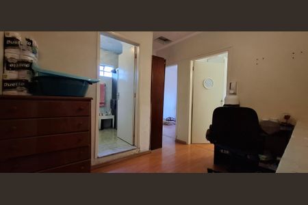 Casa à venda com 203m², 3 quartos e 2 vagasHall dos Quartos