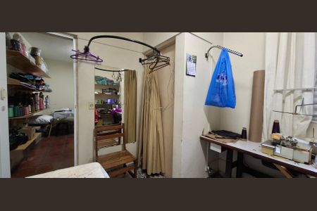 Casa à venda com 203m², 3 quartos e 2 vagasEdícula - quarto 1