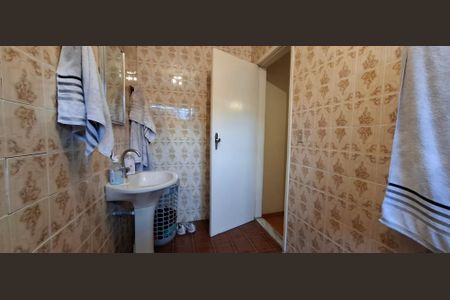 Casa à venda com 203m², 3 quartos e 2 vagasBanheiro da Suíte