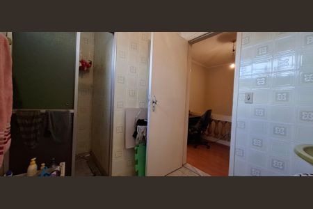 Casa à venda com 203m², 3 quartos e 2 vagasBanheiro 2