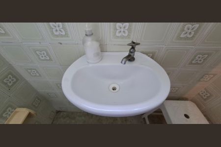 Casa à venda com 203m², 3 quartos e 2 vagasBanheiro 4