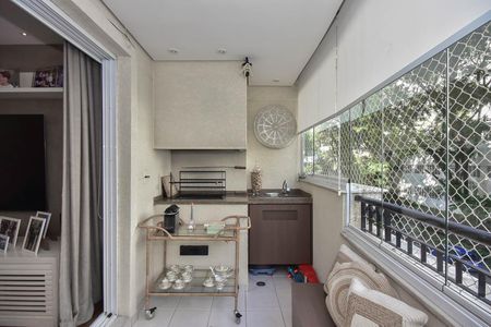 Apartamento à venda com 129m², 3 quartos e 3 vagasVaranda