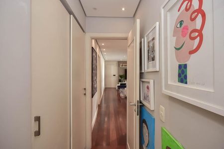 Apartamento à venda com 129m², 3 quartos e 3 vagasCorredor