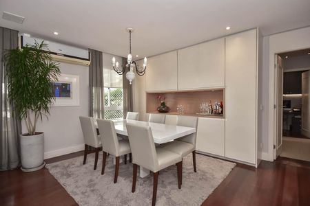 Apartamento à venda com 129m², 3 quartos e 3 vagasSala