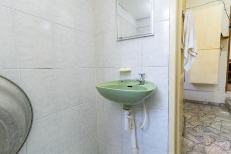 Casa à venda com 100m², 2 quartos e 2 vagasBanheiro 2