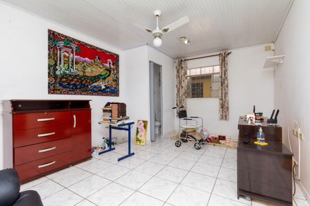 Casa à venda com 100m², 2 quartos e 2 vagasSala