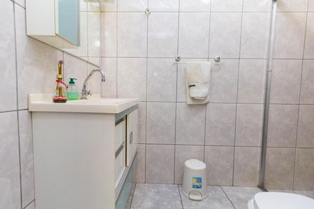 Casa à venda com 100m², 2 quartos e 2 vagasBanheiro 1