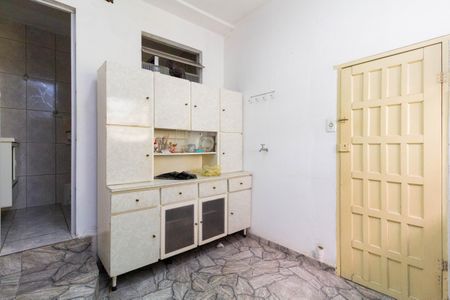 Casa à venda com 100m², 2 quartos e 2 vagasÁrea de Serviço