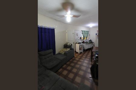 Casa à venda com 221m², 1 quarto e 2 vagasSala