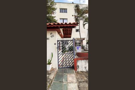 Apartamento à venda com 65m², 2 quartos e 1 vaga Apartamento à venda com 65m², 2 quartos e 1 vagaPlaca