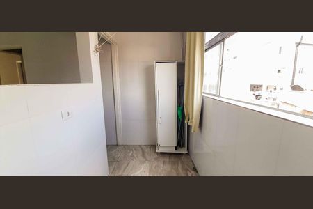Apartamento à venda com 65m², 2 quartos e 1 vaga Apartamento à venda com 65m², 2 quartos e 1 vagaÁrea de Serviço