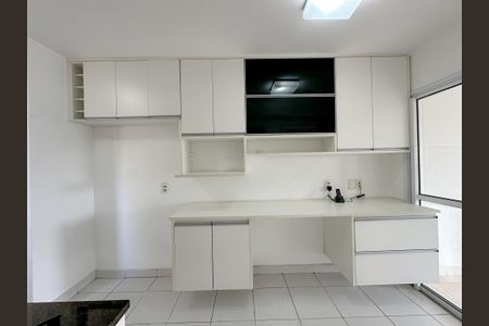 Apartamento à venda com 130m², 3 quartos e 2 vagasCozinha