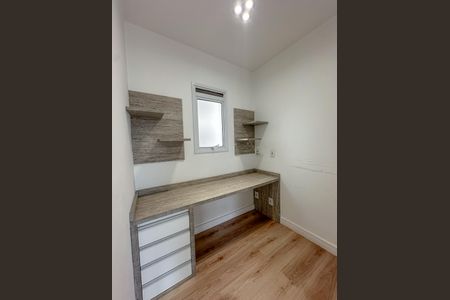 Apartamento à venda com 130m², 3 quartos e 2 vagasEscritório