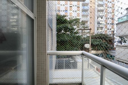 Apartamento para alugar com 100m², 3 quartos e sem vagaVaranda