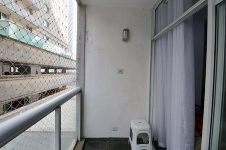 Apartamento para alugar com 100m², 3 quartos e sem vagaVaranda