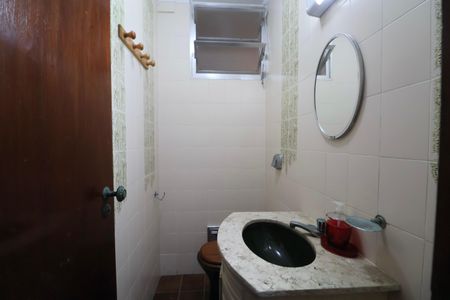 Apartamento para alugar com 100m², 3 quartos e sem vagaLavabo