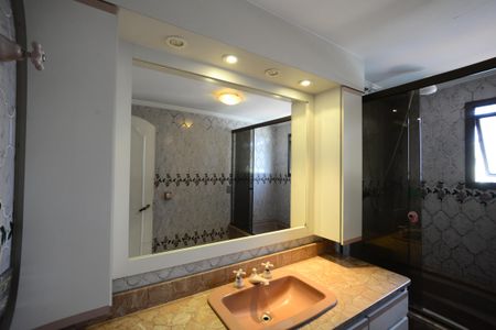 Apartamento à venda com 199m², 4 quartos e 3 vagasBanheiro