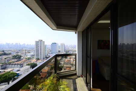Apartamento à venda com 199m², 4 quartos e 3 vagasVaranda