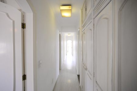 Apartamento à venda com 199m², 4 quartos e 3 vagasCorredor