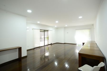 Apartamento à venda com 199m², 4 quartos e 3 vagasÁrea comum