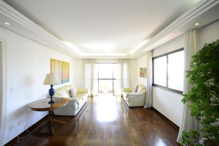 Apartamento à venda com 199m², 4 quartos e 3 vagasSala