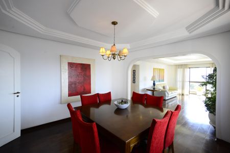 Apartamento à venda com 199m², 4 quartos e 3 vagasSala de Jantar