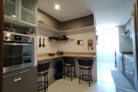 Apartamento à venda com 114m², 3 quartos e 2 vagasCozinha - Armários