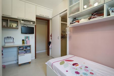 Apartamento à venda com 114m², 3 quartos e 2 vagasQuarto 2 - Suíte