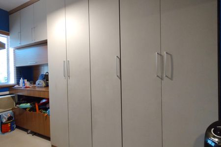 Apartamento à venda com 114m², 3 quartos e 2 vagasQuarto 1 - Armários