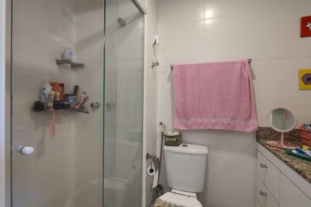 Apartamento à venda com 114m², 3 quartos e 2 vagasBanheiro da Suíte 2