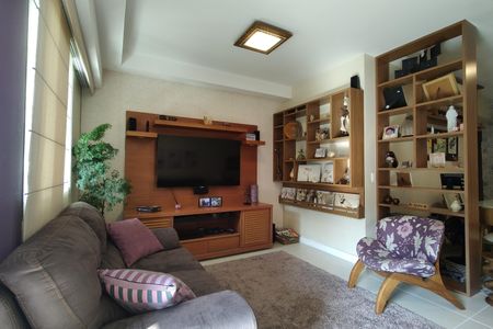 Apartamento à venda com 114m², 3 quartos e 2 vagasSala