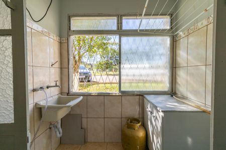 Apartamento à venda com 52m², 2 quartos e sem vagaCozinha e Área de Serviço