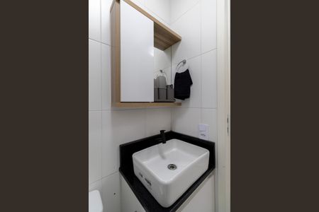 Apartamento à venda com 34m², 2 quartos e sem vaga Apartamento à venda com 34m², 2 quartos e sem vagaBanheiro