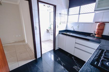 Apartamento para alugar com 90m², 3 quartos e 2 vagas Apartamento para alugar com 90m², 3 quartos e 2 vagasCozinha