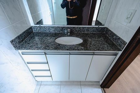 Apartamento para alugar com 90m², 3 quartos e 2 vagas Apartamento para alugar com 90m², 3 quartos e 2 vagasBanheiro/Suíte
