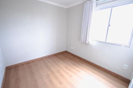 Apartamento para alugar com 90m², 3 quartos e 2 vagas Apartamento para alugar com 90m², 3 quartos e 2 vagasQuarto
