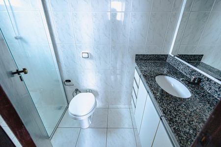 Apartamento para alugar com 90m², 3 quartos e 2 vagas Apartamento para alugar com 90m², 3 quartos e 2 vagasBanheiro/Suíte