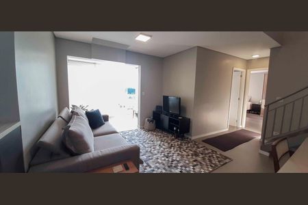 Sala de apartamento para alugar com 2 quartos, 140m² em Jardim Sarah, São Paulo