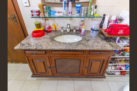 Casa à venda com 500m², 3 quartos e 1 vaga Casa à venda com 500m², 3 quartos e 1 vagaBanheiro da Suíte 3