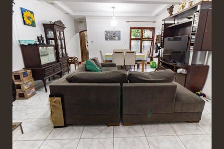 Casa à venda com 500m², 3 quartos e 1 vaga Casa à venda com 500m², 3 quartos e 1 vagaSala