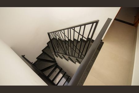 Casa à venda com 110m², 3 quartos e 2 vagasCorredor