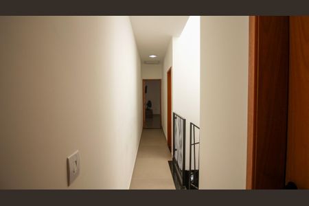 Casa à venda com 110m², 3 quartos e 2 vagasCorredor
