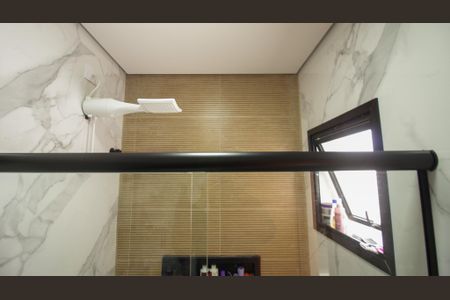 Casa à venda com 110m², 3 quartos e 2 vagasBanheiro