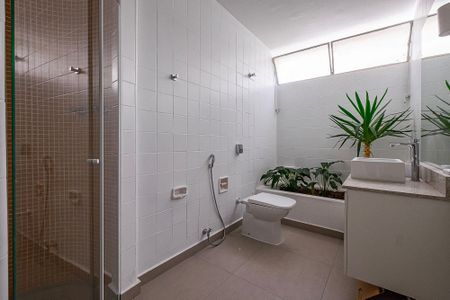 Apartamento à venda com 167m², 3 quartos e 2 vagasBanheiro