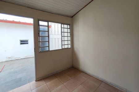 Casa à venda com 318m², 3 quartos e 3 vagas Casa à venda com 318m², 3 quartos e 3 vagasCasa 2 - Sala