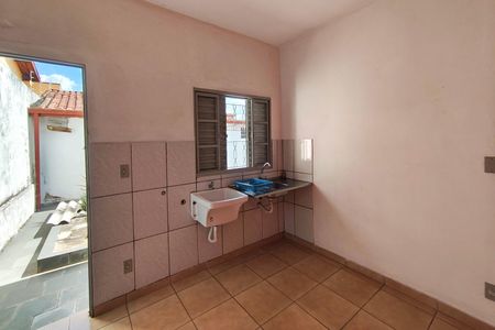 Casa à venda com 318m², 3 quartos e 3 vagas Casa à venda com 318m², 3 quartos e 3 vagasCasa 3 - Cozinha