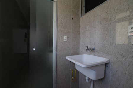 Apartamento para alugar com 72m², 2 quartos e 1 vagaÁrea de Serviço