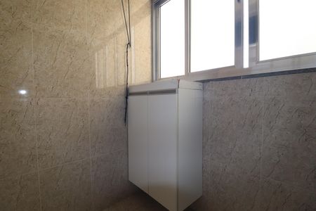 Apartamento para alugar com 72m², 2 quartos e 1 vagaÁrea de Serviço