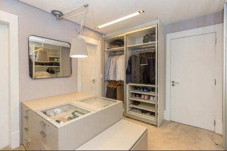 Apartamento à venda com 307m², 4 quartos e 5 vagasFoto 16