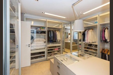 Apartamento à venda com 307m², 4 quartos e 5 vagasFoto 15